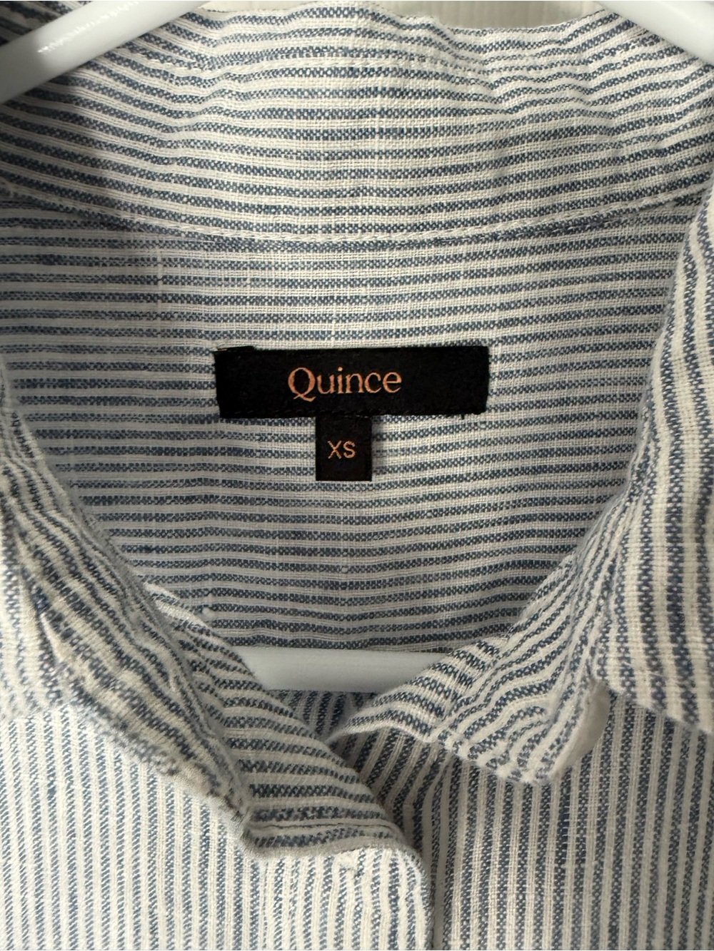 QUINCE 100% European Linen Blue Pin-Striped Long Sleeve Button-Up Shirt XS - Picture 2 of 11
